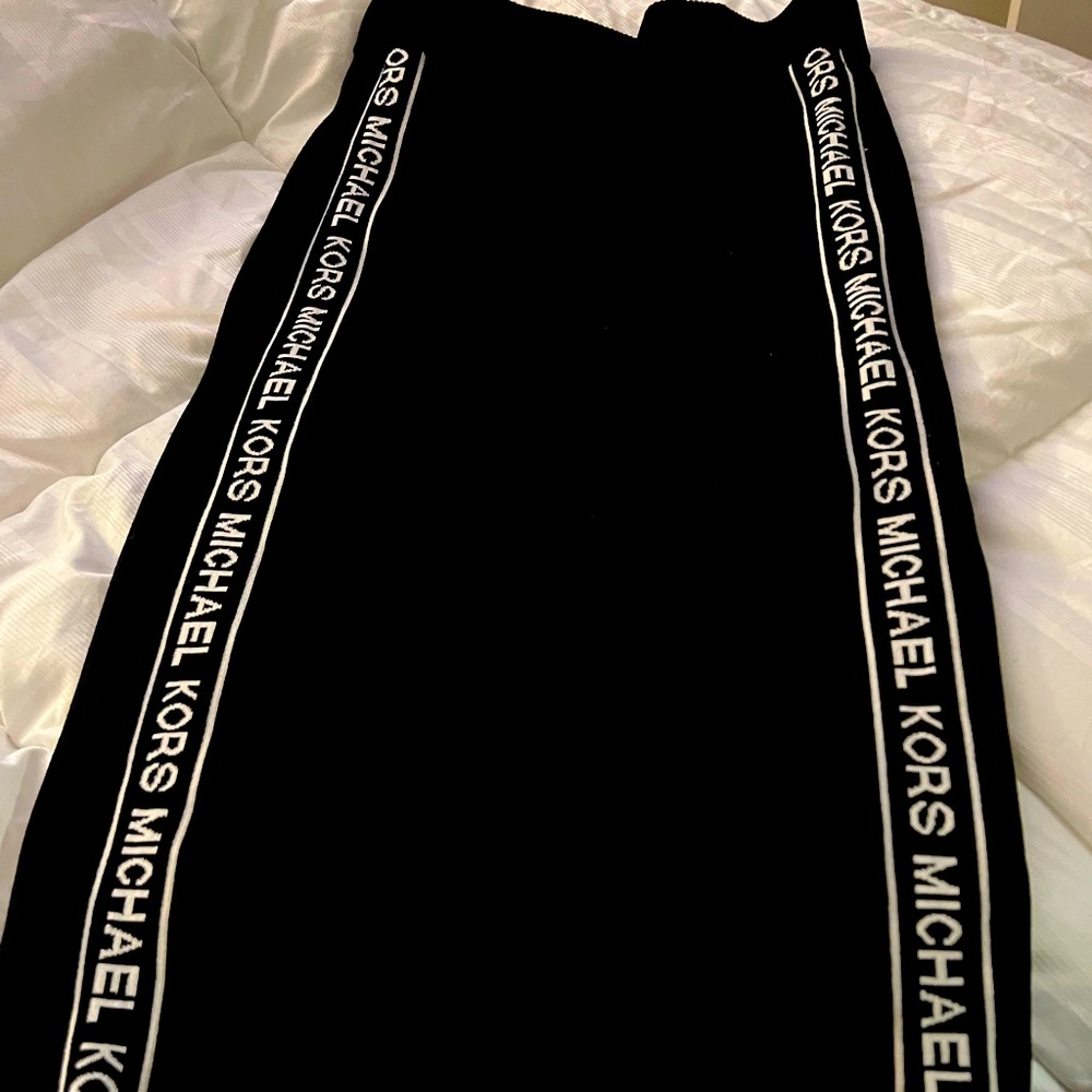 Sexy Michael Kors pencil skirt